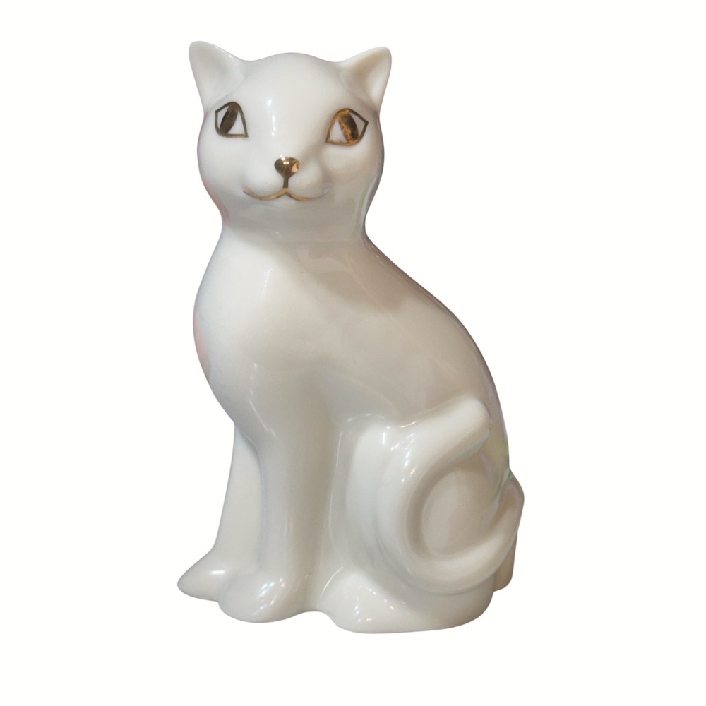 Vintage Lenox Ivory Porcelain Cat Figurine with Gold‎ Accents Retired